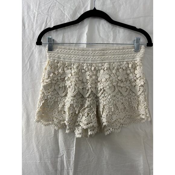 VTG Crochet Ruffled Booty Shorts Y2K Black Label Sz M Coquette‎ Boho Coachella - Picture 1 of 10